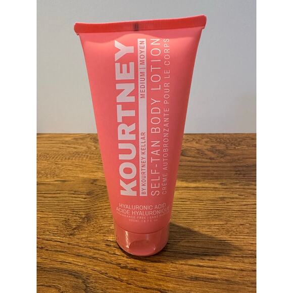 KOURTNEY Self Tan Body Lotion Self Tanner Medium 6.7 oz Brand New Unopened - Picture 2 of 4